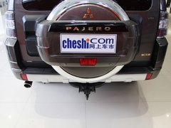 帕杰罗 2014款 3.0L 自动 豪华版 7座