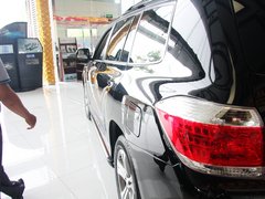 汉兰达 2013款 2.7L 自动 两驱紫金版 7座