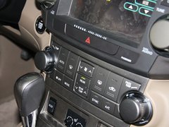 汉兰达 2013款 2.7L 自动 两驱紫金版 7座
