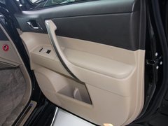 汉兰达 2013款 2.7L 自动 两驱紫金版 7座