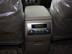 汉兰达 2013款 2.7L 自动 两驱紫金版 7座