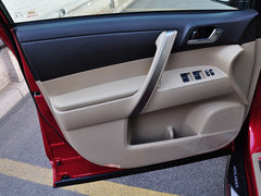 汉兰达 2013款 2.7L 自动 两驱紫金版 7座