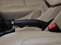 五菱宏光 2013款 S 1.5L 手动 豪华型