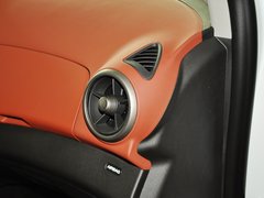 爱唯欧 2013款 三厢 1.6L 自动 风尚影音版