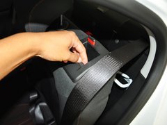 爱唯欧 2013款 三厢 1.6L 自动 风尚影音版