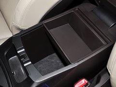 格越 2013款 3.0L 自动 旗舰型 7座