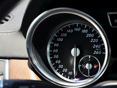 奔驰GL级 2013款 GL500 4.7T 自动 4MATIC 7座