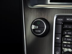 沃尔沃XC60(进口) 2014款 T5 2.0T DCT 智逸版 5座
