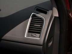 沃尔沃XC60(进口) 2014款 T5 2.0T DCT 智雅版 5座