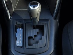 长安马自达  2.0L 自动 挂档把手特写