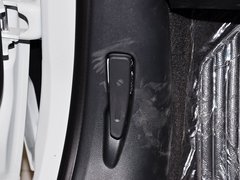 标致508L 2013款 2.0L 自动 天窗经典2周年纪念版