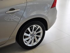 沃尔沃S60（进口） 2014款 T5 2.0T 自动 智逸版