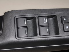 杰德 2013款 1.8L CVT 豪华版 6座