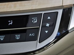杰德 2013款 1.8L CVT 豪华版 6座