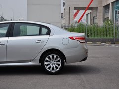 纬度 2014款 2.0L CVT 豪华版