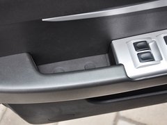 野马F10 2012款 1.5L 手动