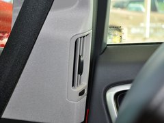 沃尔沃V60 2013款 2.0T 自动 智尚版