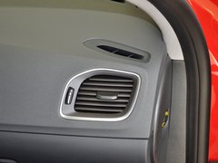 沃尔沃V60 2013款 2.0T 自动 智尚版