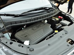 东风风行  1.6L 手动 发动机主体特写