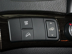 霸锐 2013款 3.8L 自动 豪华版 京V 7座