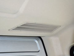 新途V80 2014款 2.5T 手动 商杰版长轴中顶