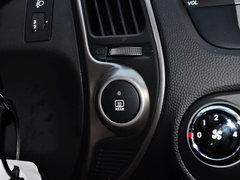 现代ix35 2013款 改款 GL 2.0L 自动 两驱舒适型 国V