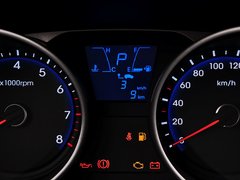 现代ix35 2013款 改款 GLS 2.0L 自动 两驱智能型 国V