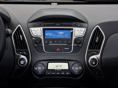 现代ix35 2013款 改款 GLS 2.0L 自动 两驱智能型 国V