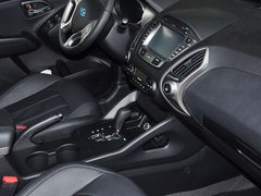 现代ix35 2013款 改款 GLX 2.4L 自动 两驱领先型 国V