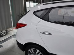 现代ix35 2013款 改款 GLX 2.4L 自动 两驱领先型 国V