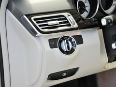 奔驰E级 2014款 E260L 1.8T 自动 运动轿车