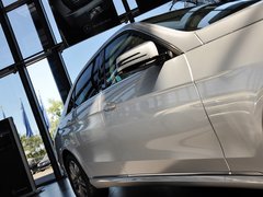 奔驰E级 2014款 E260L 1.8T 自动 运动轿车