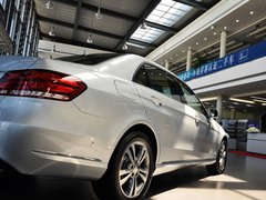 奔驰E级 2014款 E260L 1.8T 自动 运动轿车