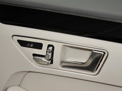 奔驰E级 2014款 E260L 1.8T 自动 运动轿车