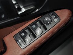 奔驰E级 2014款 E300L 3.0L 自动 