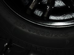 奔腾B50 2013款 1.8L 自动 舒适型