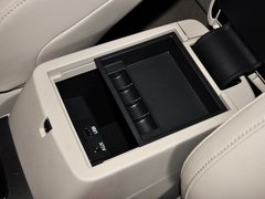 奔腾B50 2013款 1.8L 自动 舒适型
