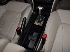 奔腾B50 2013款 1.8L 自动 舒适型