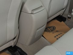 奔腾B50 2013款 1.8L 自动 舒适型