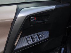 RAV4荣放 2014款 2.0L 手动 两驱都市版 5座