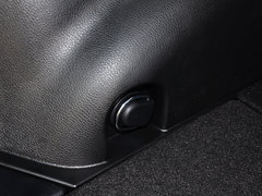 RAV4荣放 2014款 2.0L CVT 四驱风尚版 5座
