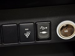 RAV4荣放 2014款 2.0L CVT 四驱新锐版 5座