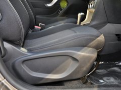 标致301 2014款 1.6L 自动 豪华版