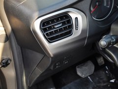 标致301 2014款 1.6L 自动 豪华版
