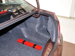 标致301 2014款 1.6L 自动 尊贵版