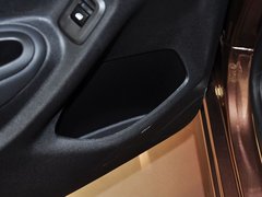 标致301 2014款 1.6L 自动 尊贵版