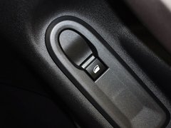 标致301 2014款 1.6L 自动 尊贵版