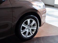 标致301 2014款 1.6L 自动 尊贵版