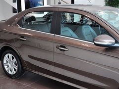 标致301 2014款 1.6L 自动 尊贵版