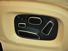 捷豹XJ 2014款 XJL 3.0 SC 两驱旗舰商务版